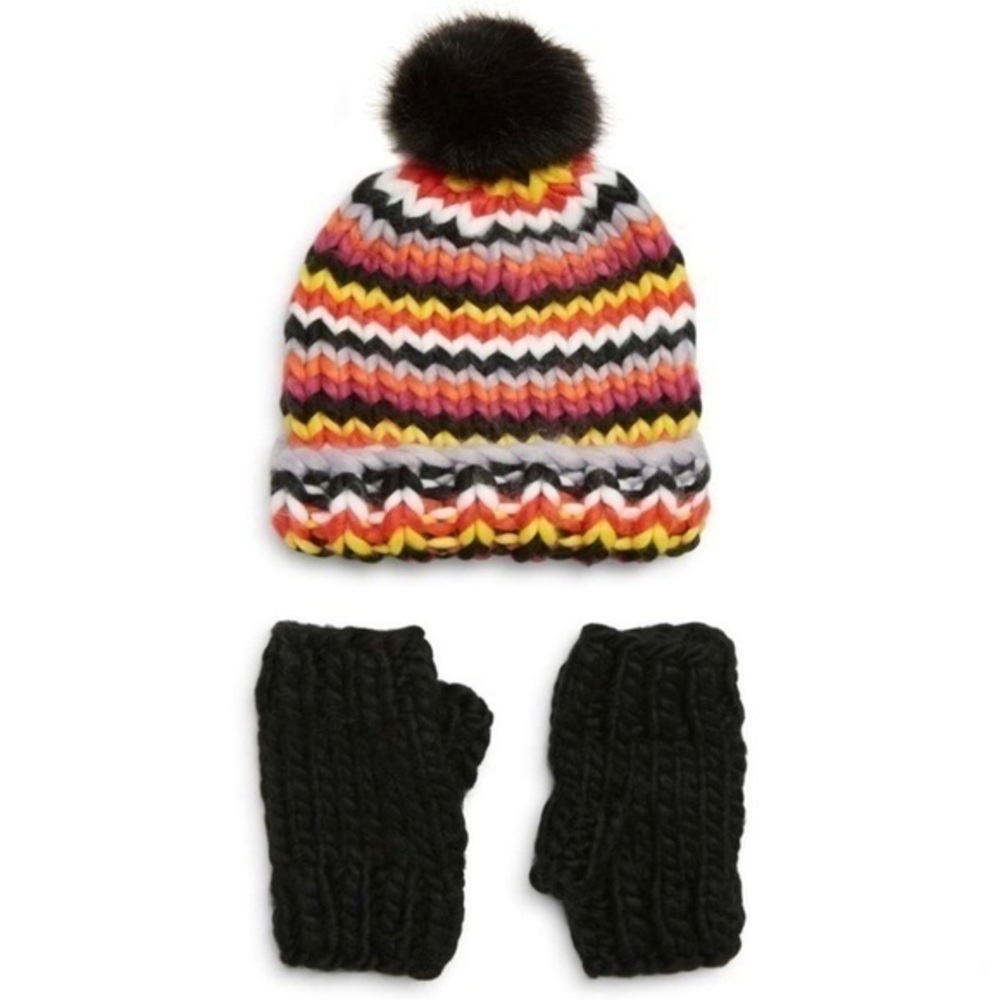 SET Trouvé Knit Beanie/Fingerless Gloves Brand NWT